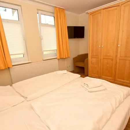 Meeresblick Residenzen Ferienwohnung 35 Mit Sauna- Und Schwimmbadnutzung Im Ahoi Sellin Apartment Goehren (Ruegen)