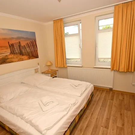 Meeresblick Residenzen Ferienwohnung 35 Mit Sauna- Und Schwimmbadnutzung Im Ahoi Sellin * غورين