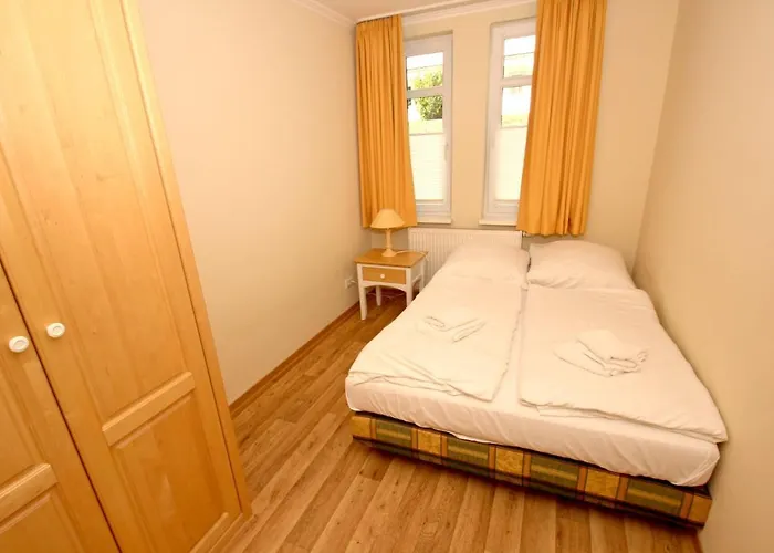 Mit Meerblick Und Balkon, Gratis Nutzung Vom Ahoi Erlebnisbad Und Sauna In Sellin - Meeresblick 35
